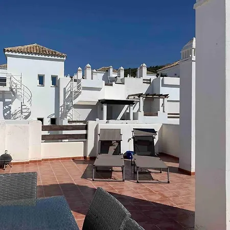 Daire Penthouse Seaview And Golf Valle Estepona